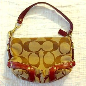 Small coach handbag